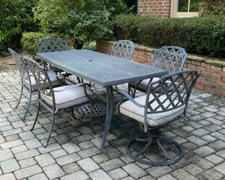  002 Patio Set
