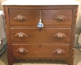 Victorian Mahogany Drawer Chest 