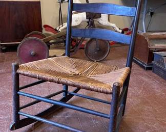 Shaker Ladder Back Rocking Chair