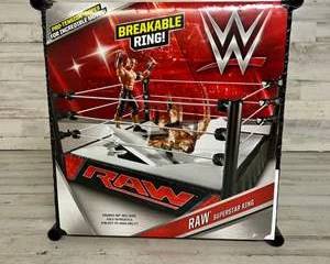 WWE RAW Breakable Superstar Ring Playset – Pro-Tension Ropes – New in Box