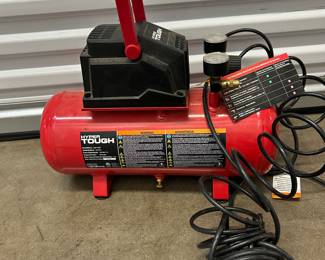 Hyper Tough 0100313A 100psi 120V Air Compressor