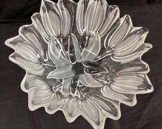  VTG. MIKASA FROSTED SATIN TULIP SERVING BOWL, 10in