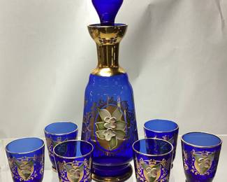 DECORATED COBALT CORDIAL DECANTER w 6 GLASSES NO SHIPPING PICKUP ONLY