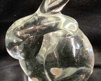FENTON CLEAR GLASS BUNNY FIGURINE