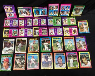 ASSORTED 1975 TOPPS BASEBALL CARDS, WILLIE MCCOVEY, ROBIN YOUNT, STEVE CARLTON, TOM SEAVER, 1960s TOPPS MVP REPRINT 1975