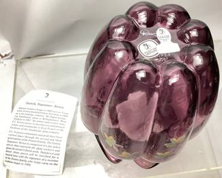 1993 FENTON FAMILY SIGNATURE SERIES PURPLE VASE w RUFFLED EDGE, HAND PAINTED SIGNED BY DIANNE, 10in