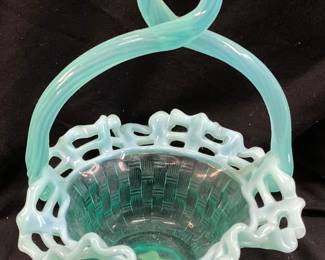RARE FENTON MINT GREEN LOOP HANDLE WEAVE STYLE BASKET, 8in