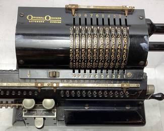 1929 ORIGINAL ODNHER MODEL #5 MECHANICAL PINWHEEL CALCULATOR, VGC