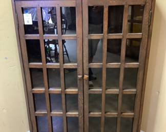 2 DOOR MISSION OAK CORNER BOOKCASE, 4 SHELF NO SHIPPING PICKUP ONLY