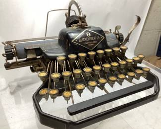 RARE ANTIQUE BLICKENSDERFER MODEL 9 TYPEWRITER, VGC