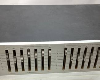  VTG. PIONEER GRAPHIC EQUALIZER MODEL SQ300 DOES NOT POWER ON