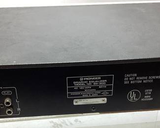  VTG. PIONEER GRAPHIC EQUALIZER MODEL SQ300 DOES NOT POWER ON