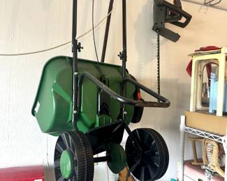 SPREADER