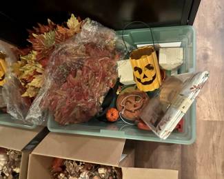 HOLIDAY DECOR FALL II