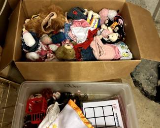 DOLL CLOTHING