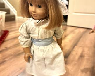 AMERICAN GIRL V