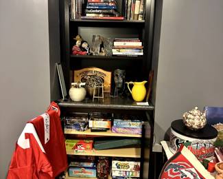 BOOKS GAMES