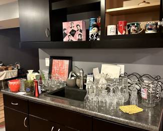 MISC. GLASSWARE CUPS