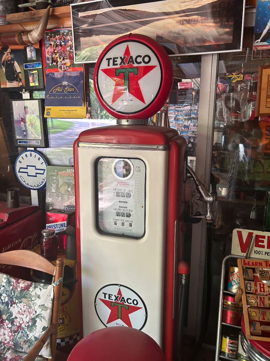 Texaco gas pump