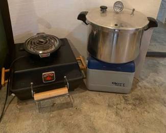 Olympian Gas Fired Outdoor Grill Instant Tent Pressure Cooker Electric Burner