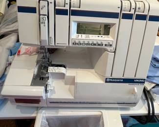 Husqvarna Viking Huskylock 936 sewing machine