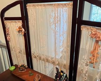 Vintage Victorian room divider