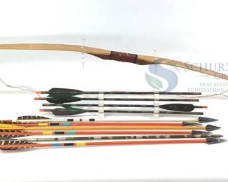 Ben Pearson Champion Recurve Bow with 9 Arrows, Cat. No. 504