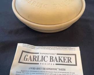 Superstone Garlic Baker