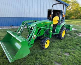 2022 John Deere 2038R Tractor - 38 HP, 120 hours