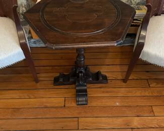 #60 - $90 - Octagon Pub table 25wx22dx26t
