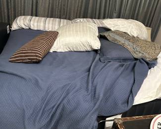 #117 - $500 - King bed sterns and Foster mattress like new 
