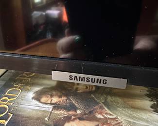 #88 - 250 - 70 inch Samsung TV