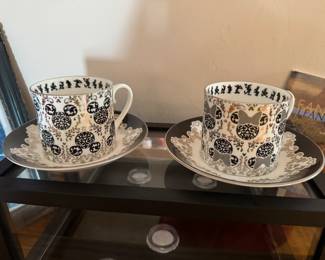 Disney set of 2 Cups 