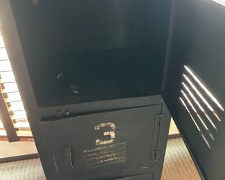 #4 - $90 - Locker 4 - cubby's black 14wx12dx46t (reproduction)