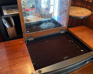 #50 - $60 - Vanity with mirror 47wx21dx30t has paint damage