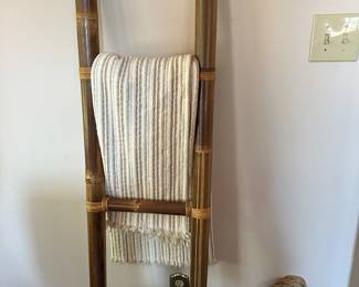 #34 - $46 - Blanket ladder- holder 15wx59t
