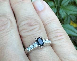 #J7 - $450 - 14kt white gold diamond ring & sapphire . Size 5 1/2 - 3.2 gr
