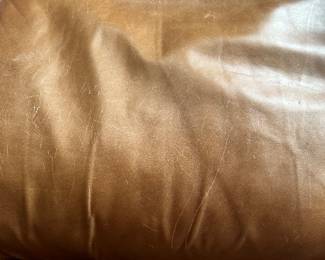 #22 - $240 - Brown leather electric recliner 31wx42dx40t