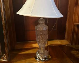#80 - $60 - 2 - Etched glass table lamps 27t