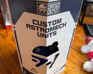 #139 - $80 - StarWars Atromech with box and remote
