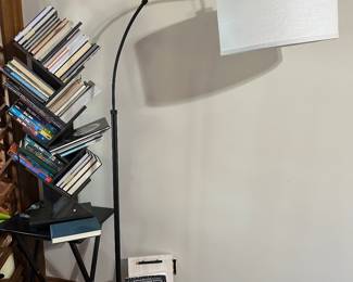 #3 - $80 - Metal floor lamp 33wx71t
