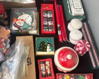 Christmas items - candles, decor, napkins