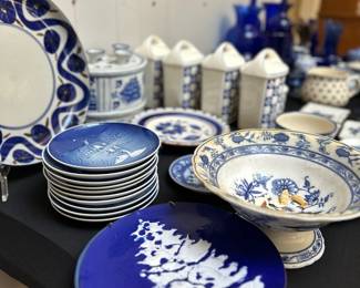 cobalt blue dinnerware and decorative items