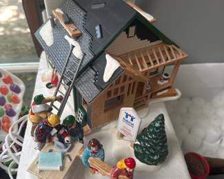 Department 56 Snow Village "A Home in the Making" set