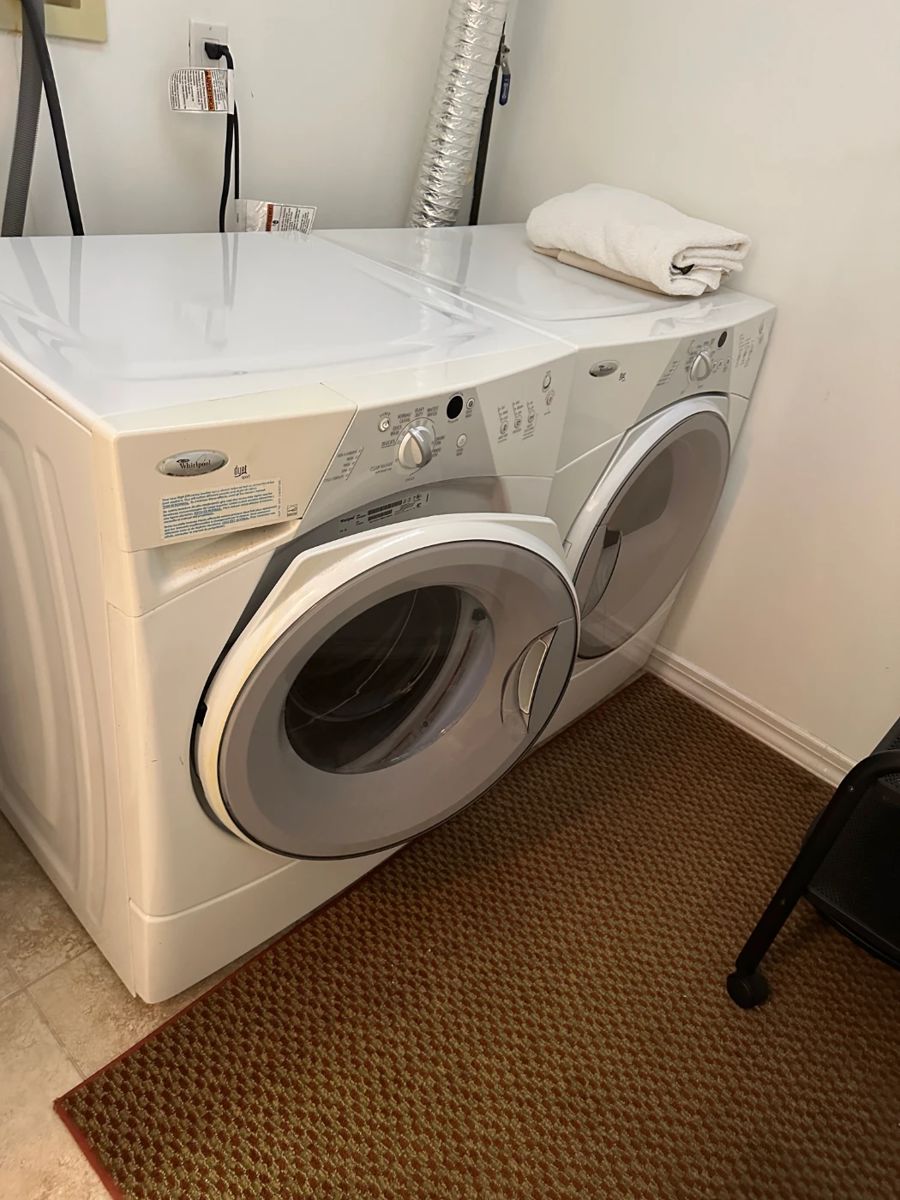 Whirlpool Duet Washing Machine & Dryer