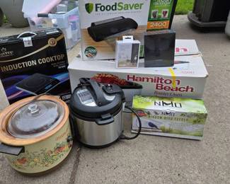 Large collection of mostly new in the box items, plus a crockpot and instapot
