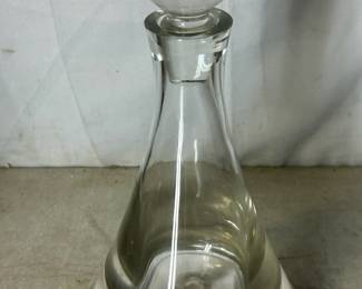 Unique glass decanter