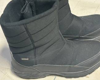 Brand name boots