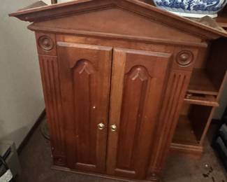 Wood Bathroom wall cabinet. $25