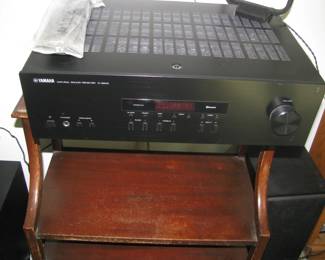 Yamaha receiver & 2 speakers